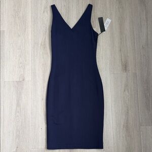 WHITE HOUSE BLACK MARKET Elegant NAVY BLUE MIDI Sleeveless Sheath Dress size 00